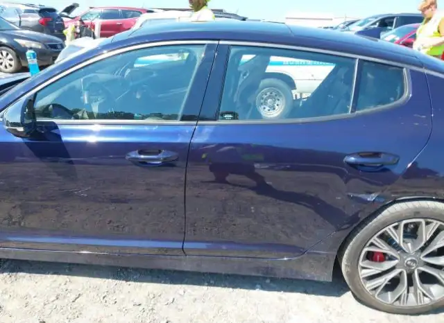 KIA STINGER GT	 KNAE35LC5L6085044