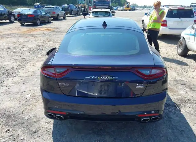 KIA STINGER GT	 KNAE35LC5L6085044